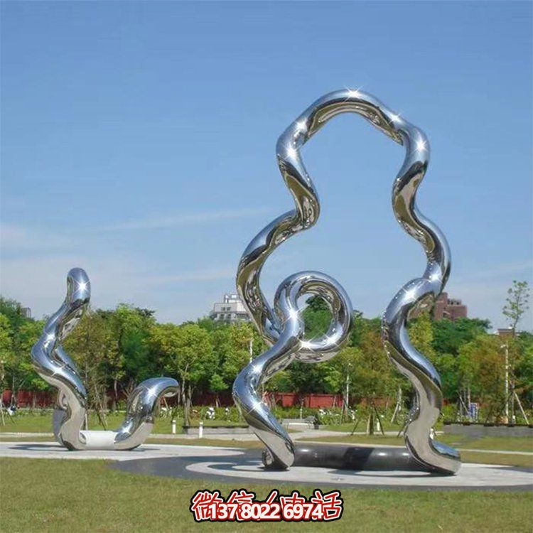 大型不銹鋼異形擺件，為公園綠地增色