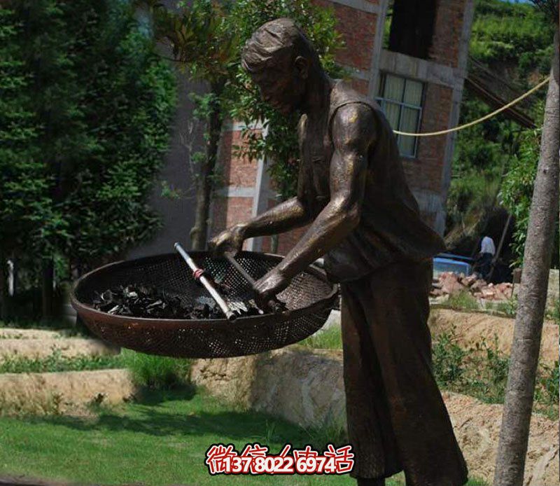 傳承古典，曬出最精美的茶葉人物銅雕