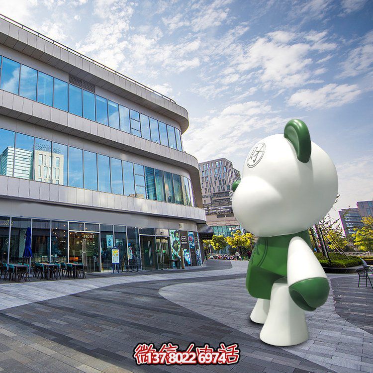 玻璃鋼創(chuàng)意熊雕塑，點亮商場卡通園林景觀