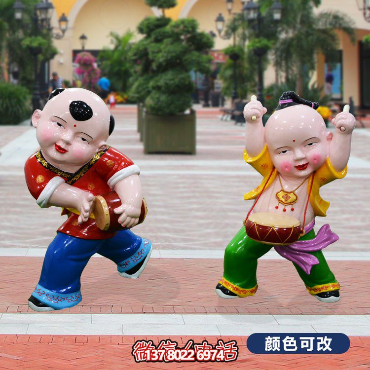 玻璃鋼福娃新年主題雕塑，為商業街添彩