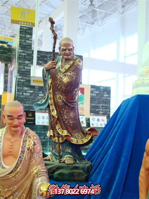 寺廟廣場(chǎng)大型景觀玻璃鋼彩繪十八羅漢雕塑