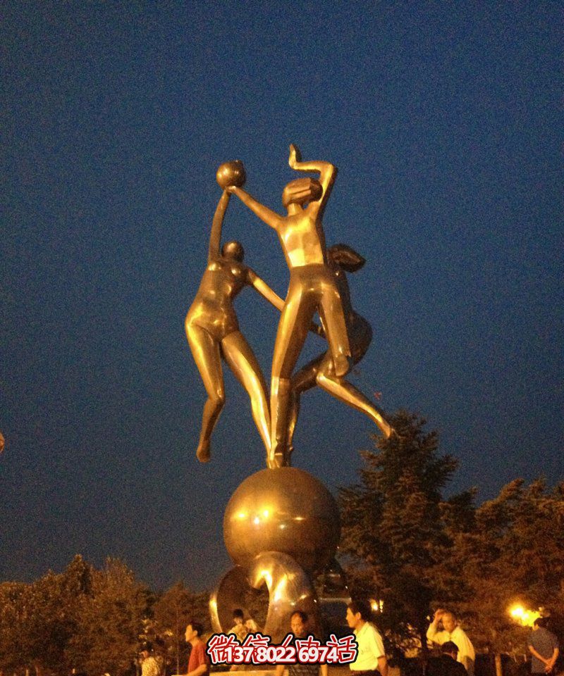 小區廣場打排球的女孩景觀玻璃鋼仿銅雕 小區廣場打排球的女孩景觀玻璃鋼仿銅雕